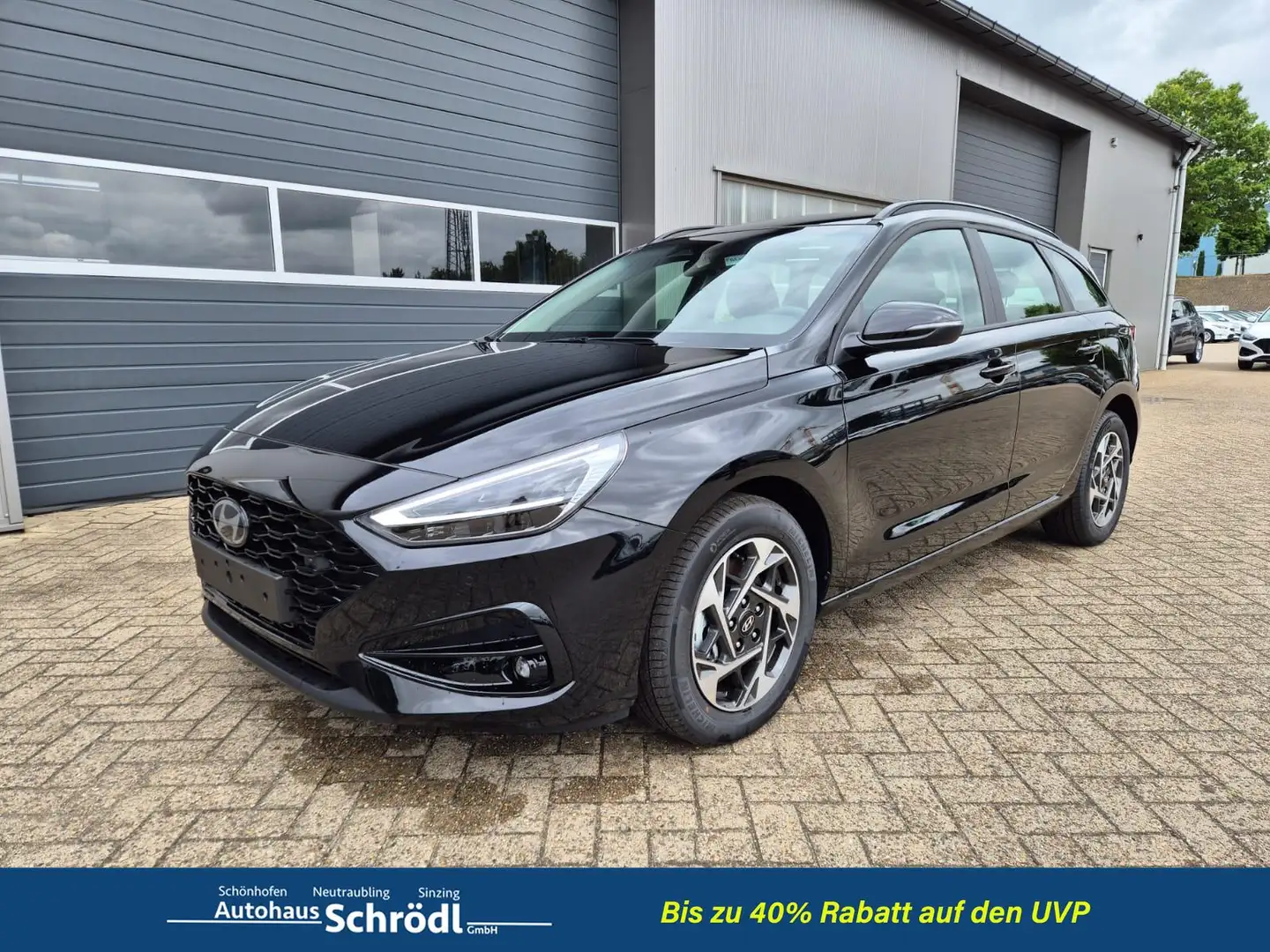 Hyundai i30 Kombi  1.0 T-GDI 100PS Automatik AbstandsTempom... Schwarz - 1