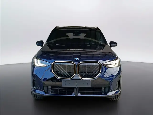 BMW X3 view 2