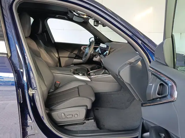 BMW X3 view 11