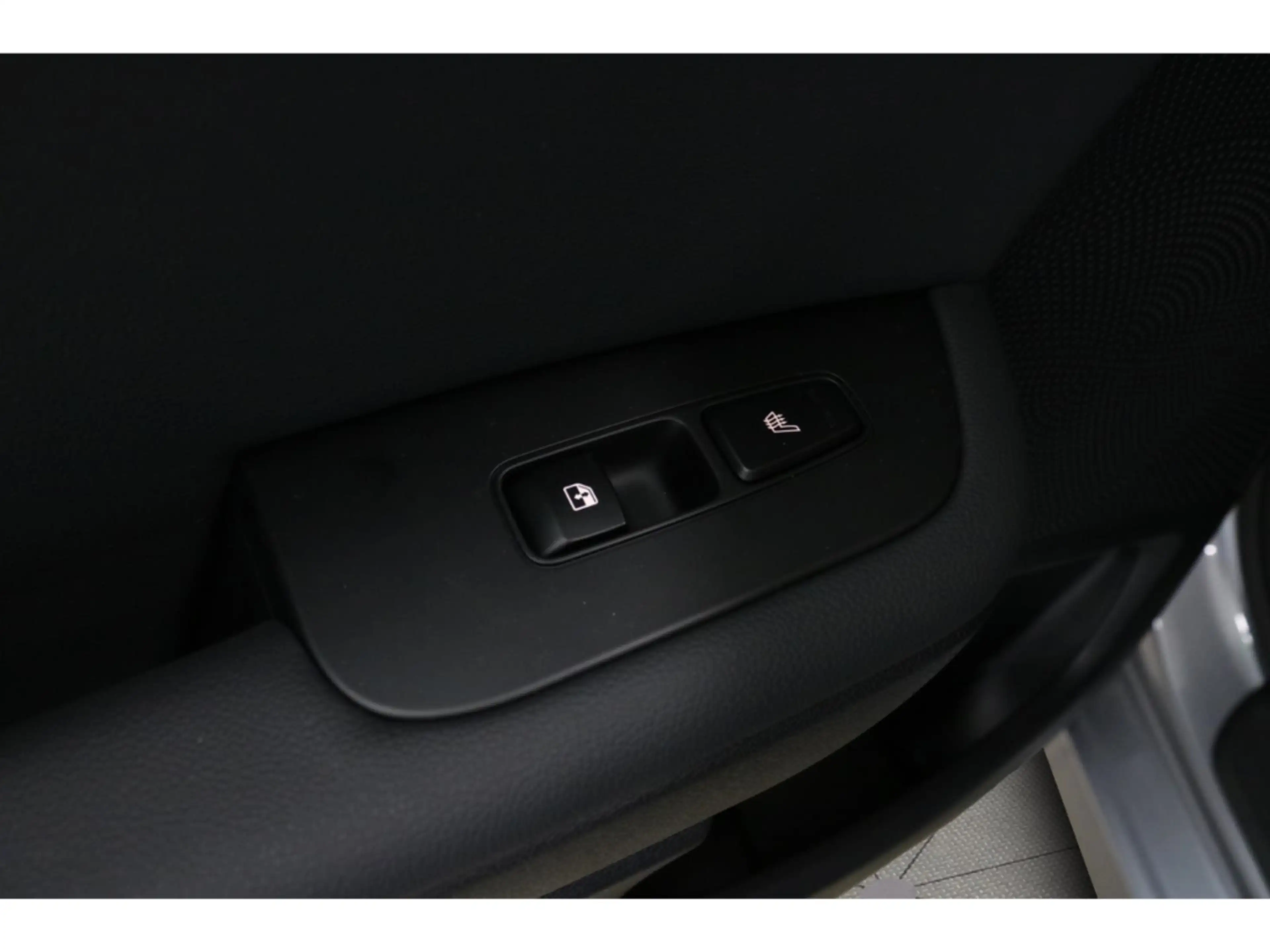 Kia Ceed / cee'd Spirit 1,5 Automatik Kamera Navi SHZ Tempomat — photo 14