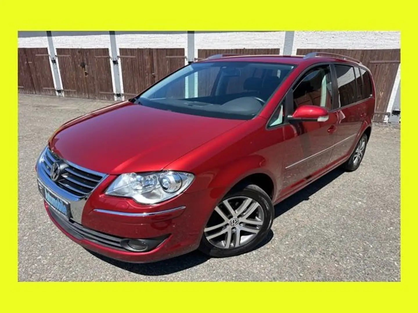 Volkswagen Touran Highline 1. Hand AHK Xenon Tempo 140 PS Rood - 1