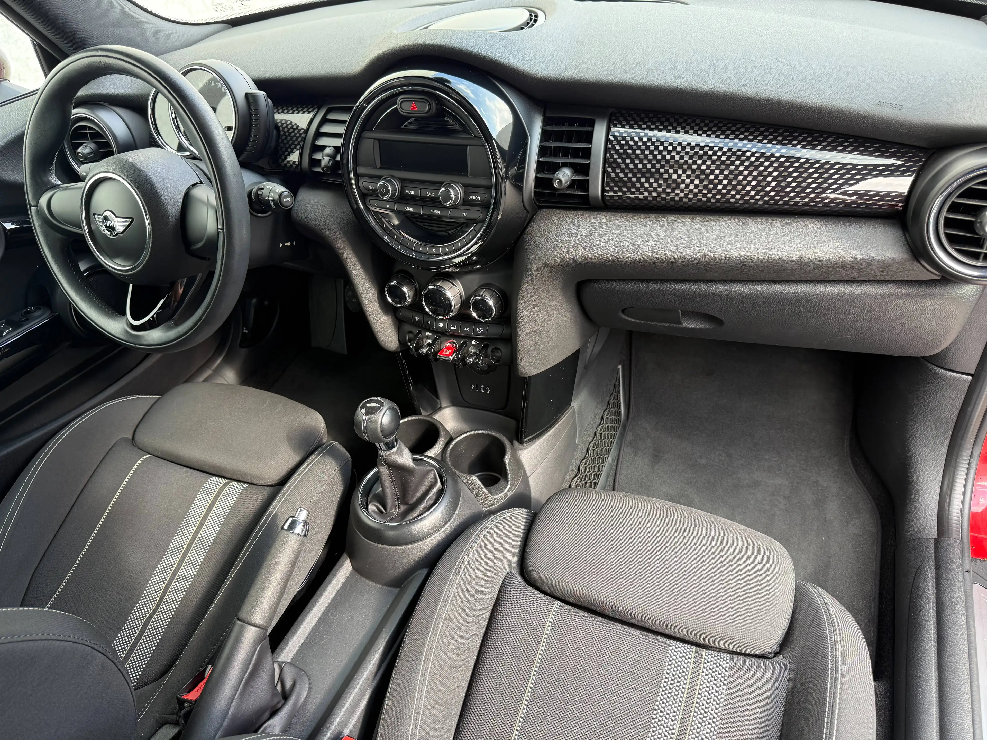 MINI Cooper S Mini 2.0 Cooper S — photo 9