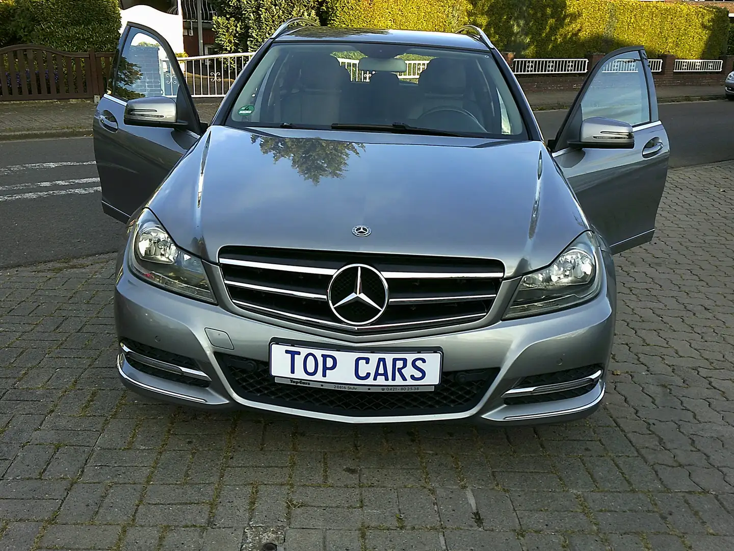 Mercedes-Benz C 180 C 180 T CGI BlueEfficiency (204.231) Grau - 1