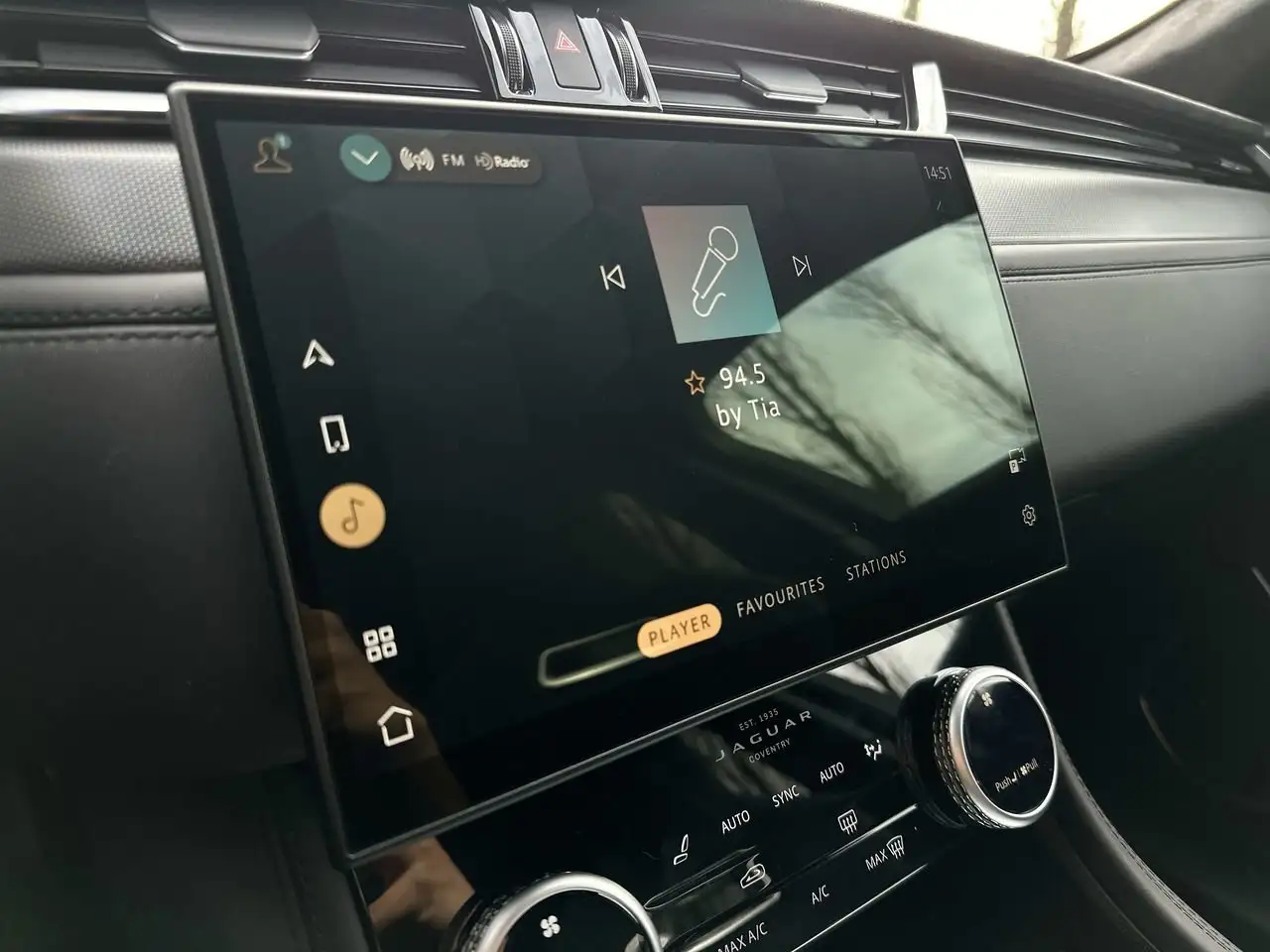 Jaguar F-Pace снимка Jaguar F-Pace