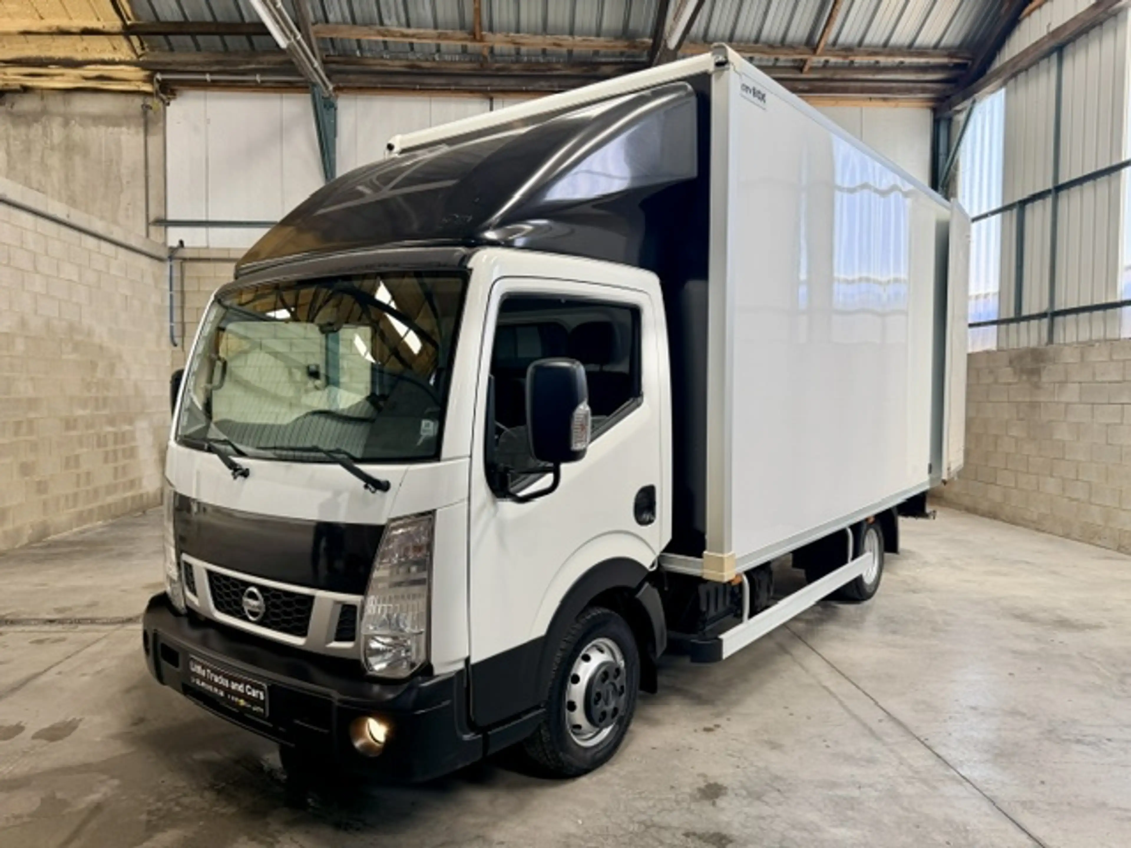 Nissan NT400 3.0 dCi CAISSE LAADBAK (EU6) CABSTAR NT400 1ER PROPRIETAIRE