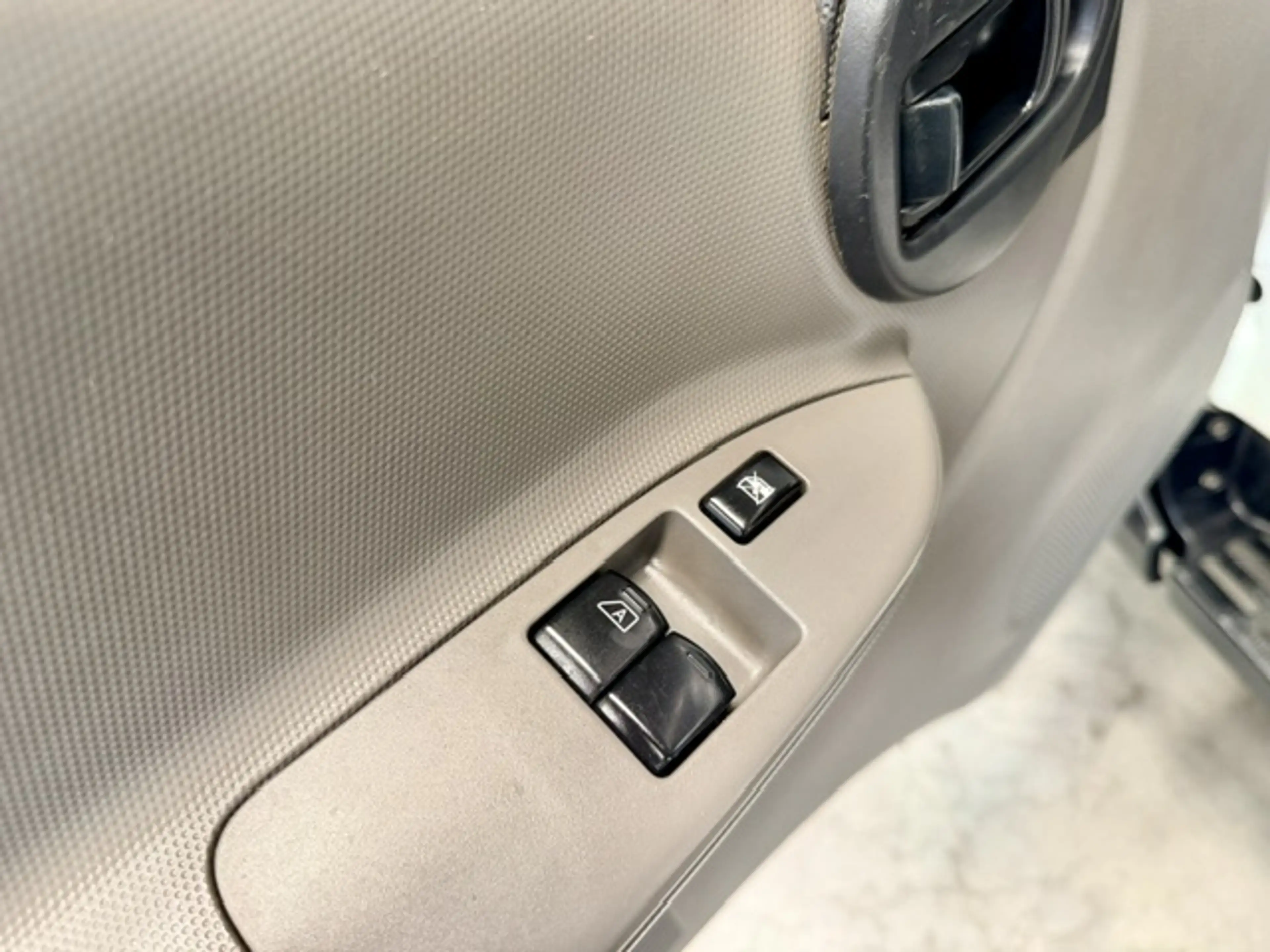 Nissan NT400 3.0 dCi CAISSE LAADBAK (EU6) CABSTAR NT400 1ER PROPRIETAIRE — photo 4