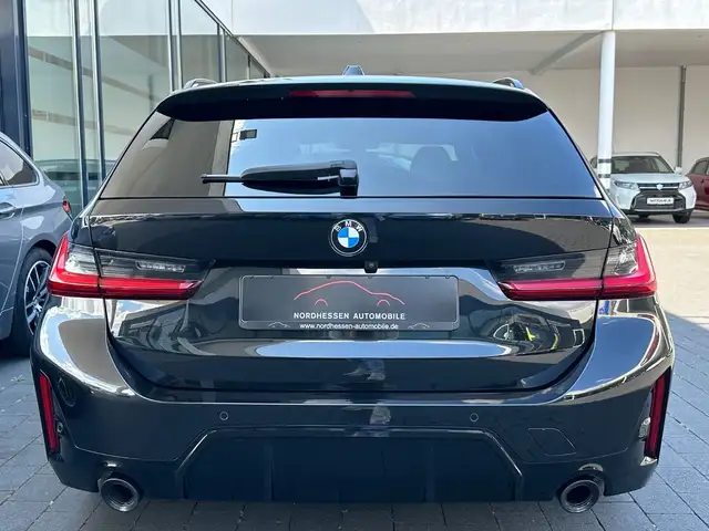 BMW 3 Series view 7