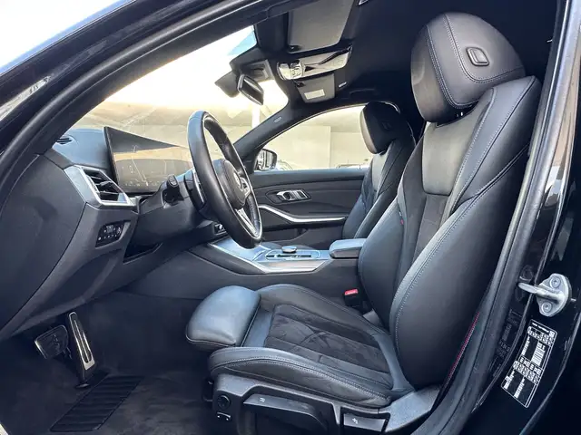 BMW 3 Series view 11