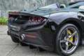 Ferrari F8 Spider 3.9 V8 HELE Origineel NL |Carbon Exterieur| Carbon Zwart - thumbnail 7
