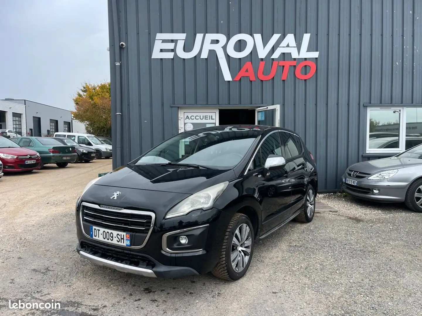 Peugeot 3008 1.6 HDI Style Phase 2 120 CV Noir - 1