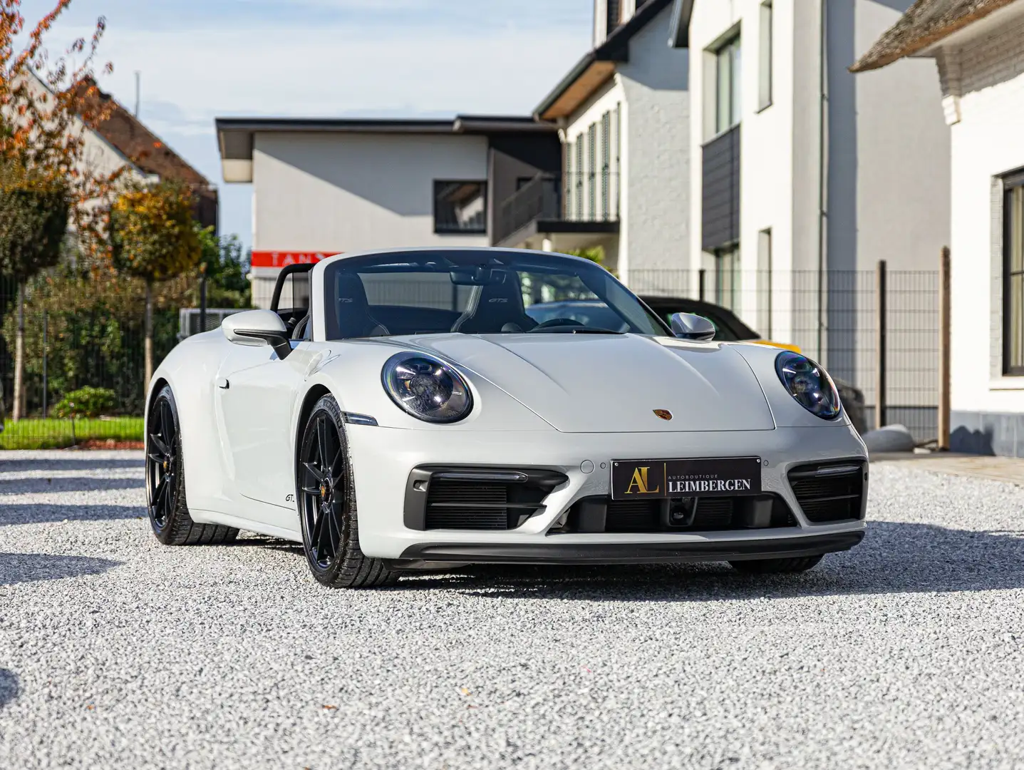 Porsche 992 911 Carrera 4 GTS / PPF / Liftsysteem / Innodrive Gris - 2