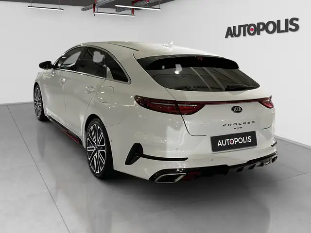 Kia Proceed view 13