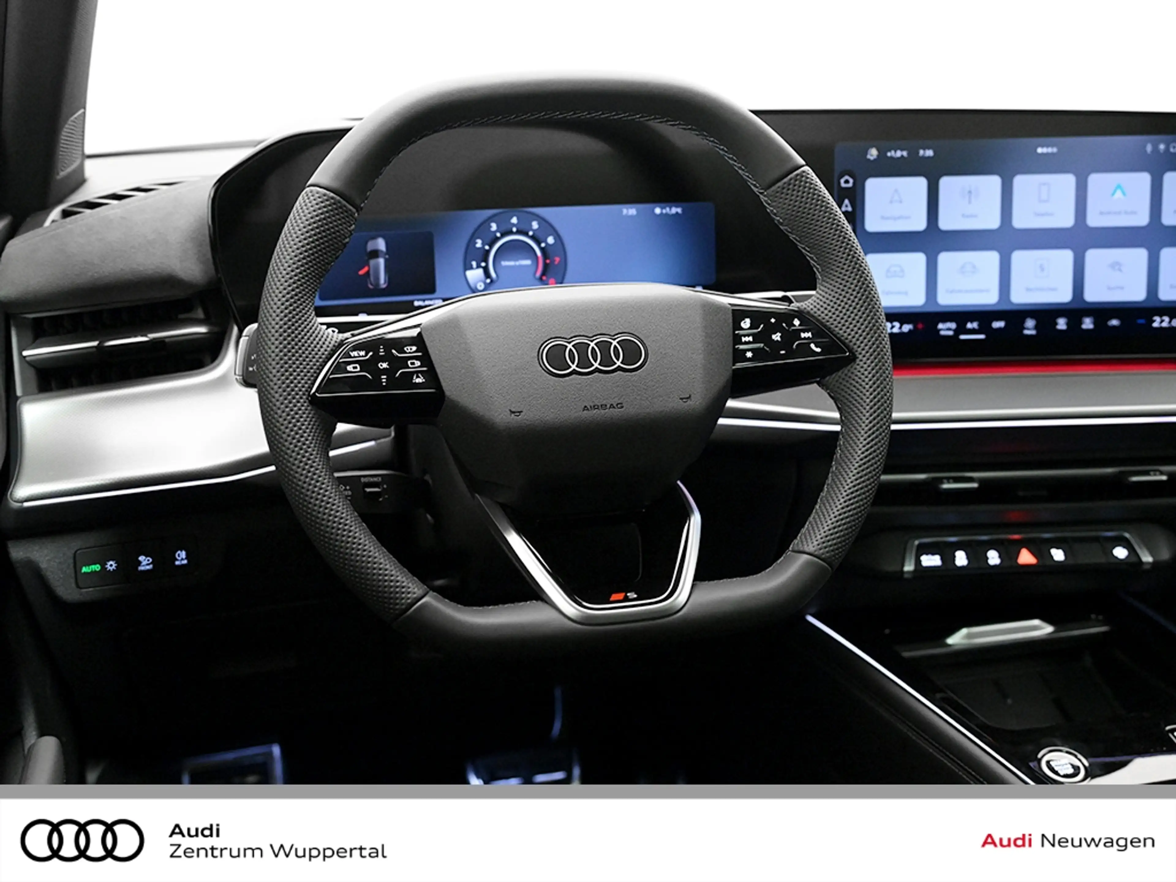 Audi Q3 SUV S tronic TFSI quattro 195 kW — photo 15