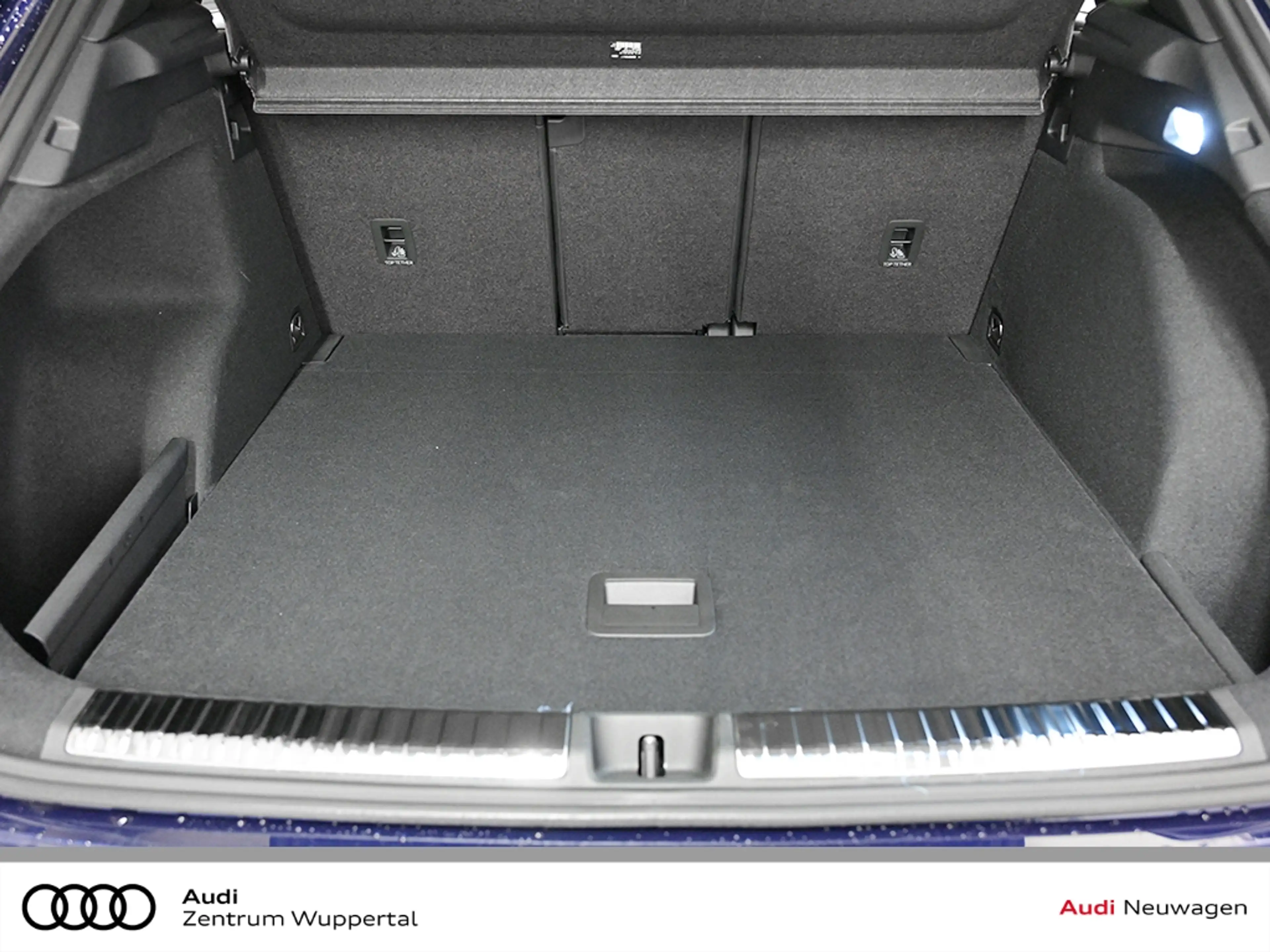 Audi Q3 SUV S tronic TFSI quattro 195 kW — photo 9