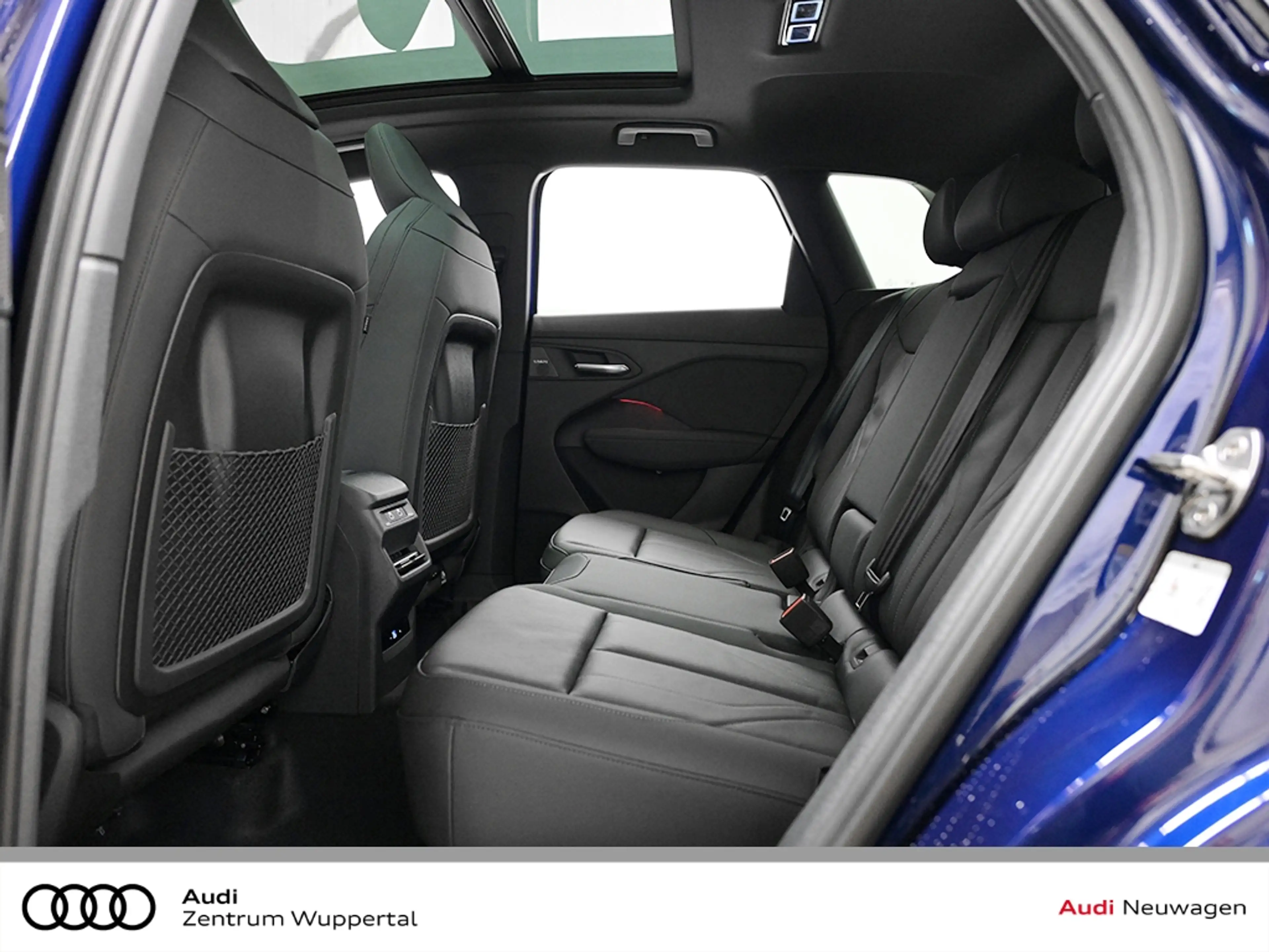 Audi Q3 SUV S tronic TFSI quattro 195 kW — photo 13