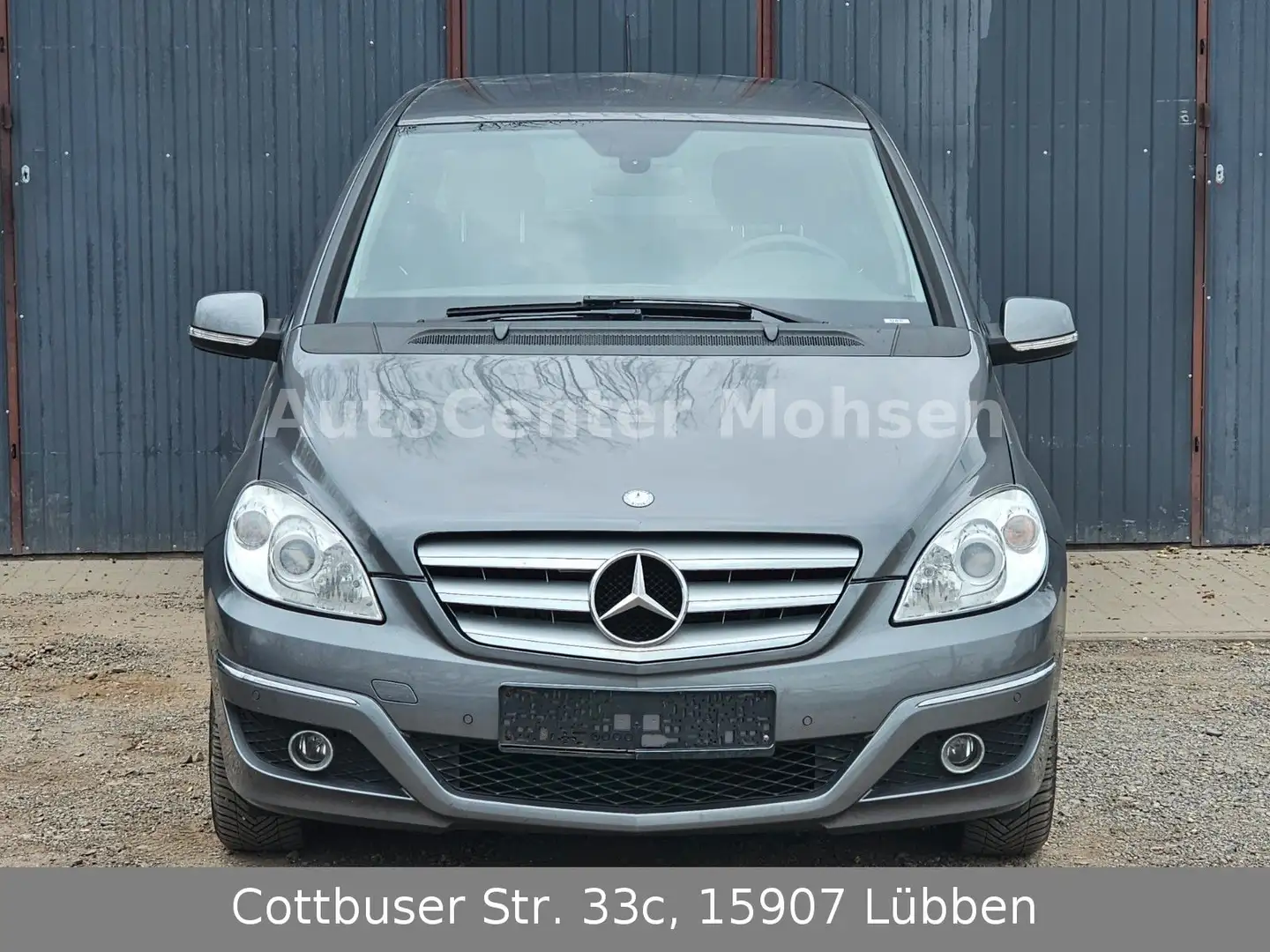 Mercedes-Benz B 200 (Nr. 085) Grau - 2