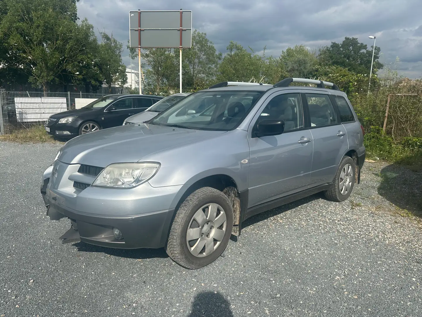 Mitsubishi Outlander 2.0 Invite/KLIMA/ALU Grijs - 1
