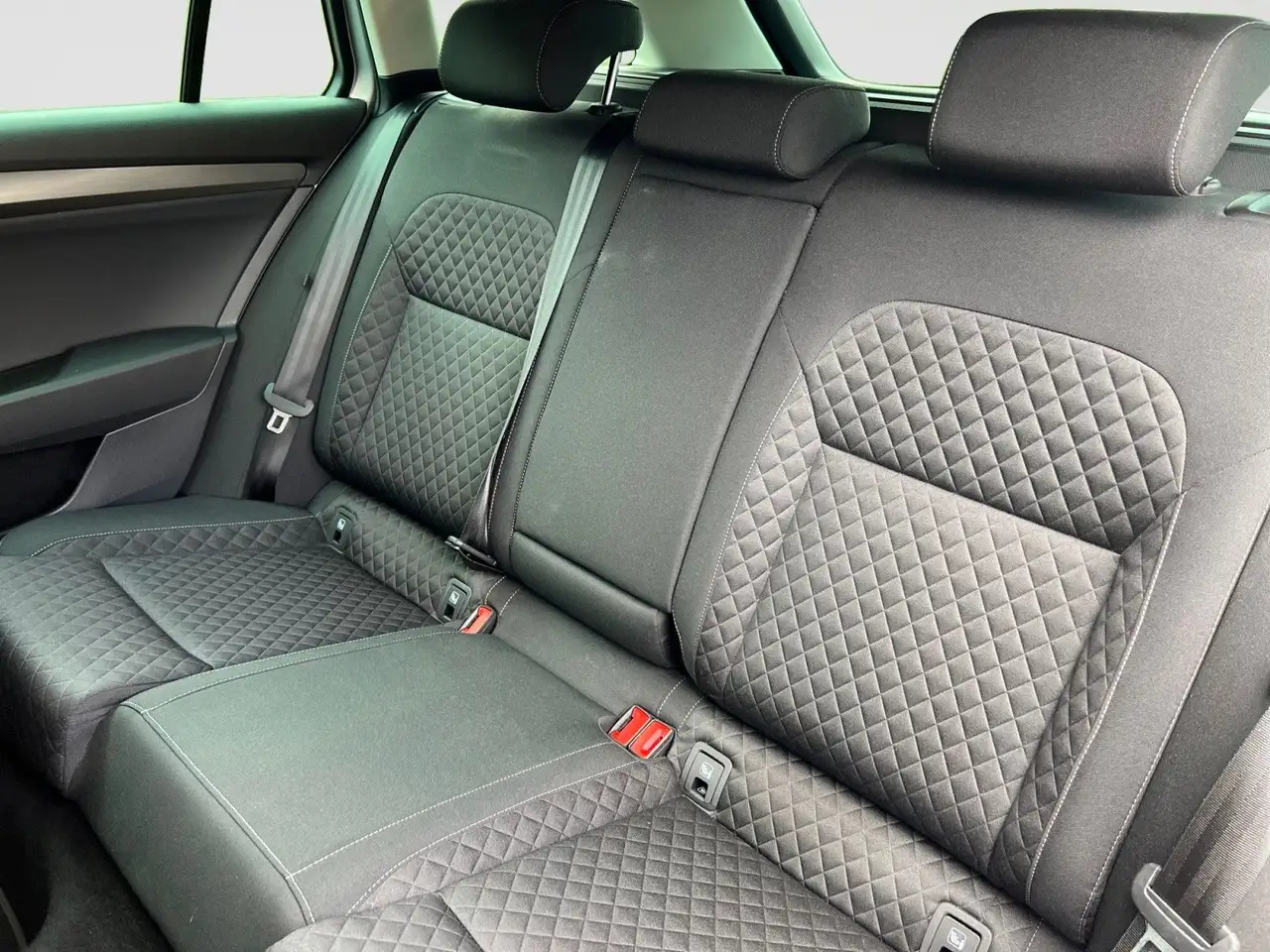 Skoda Superb 2.0TDI Ambition DSG LED SHZ ACC ASSIST, миниатюра 15