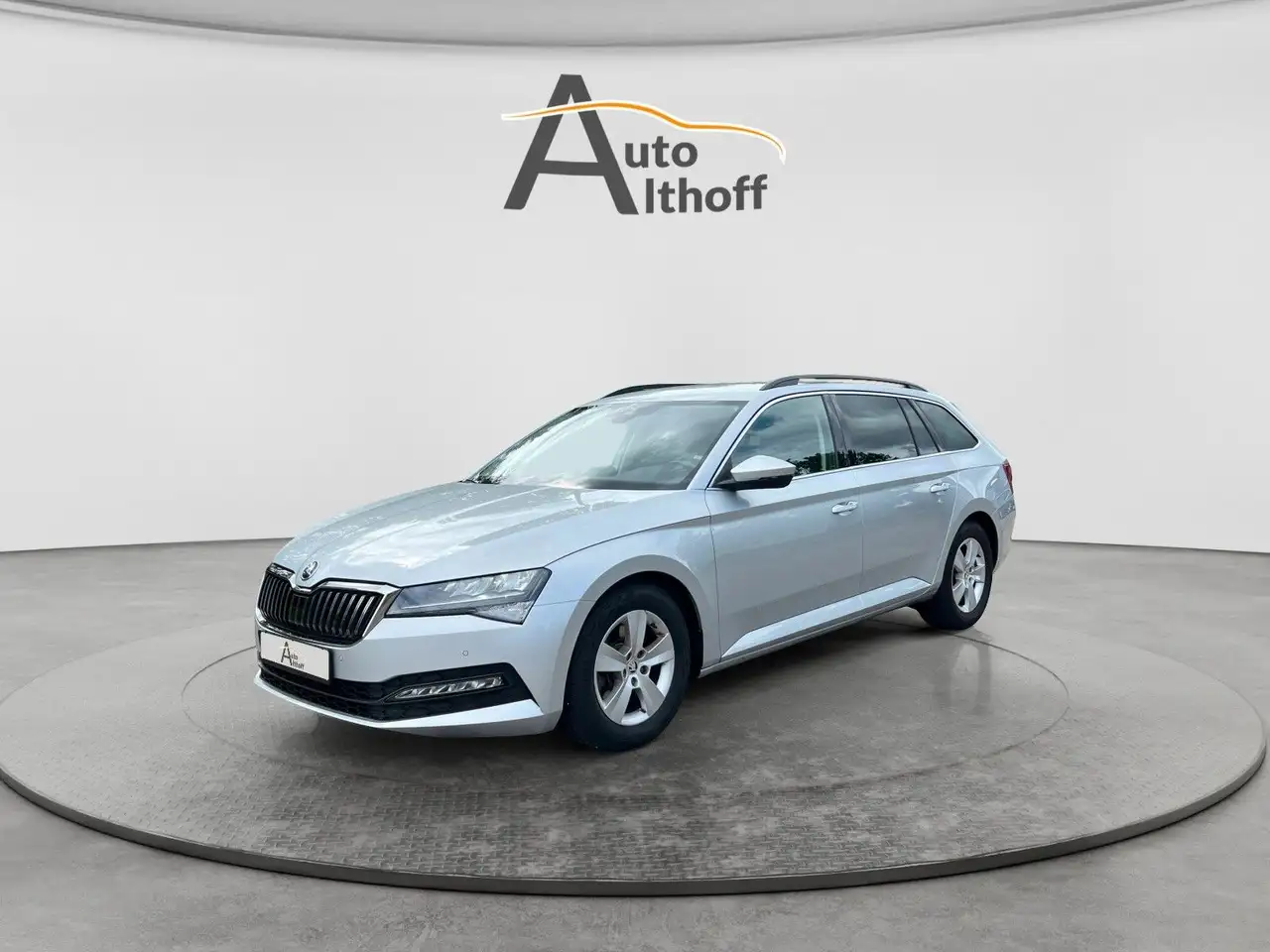 Skoda Superb 2.0TDI Ambition DSG LED SHZ ACC ASSIST, миниатюра 3