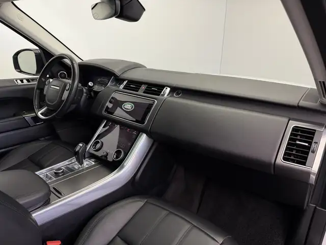 Land Rover Range Rover Sport view 12