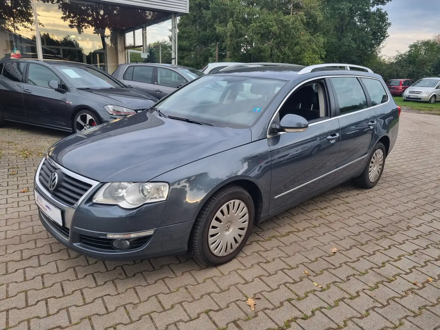 Volkswagen Passat Variant Passat Variant 1.4 TSI Comfortline 1 HD. Grau - 1