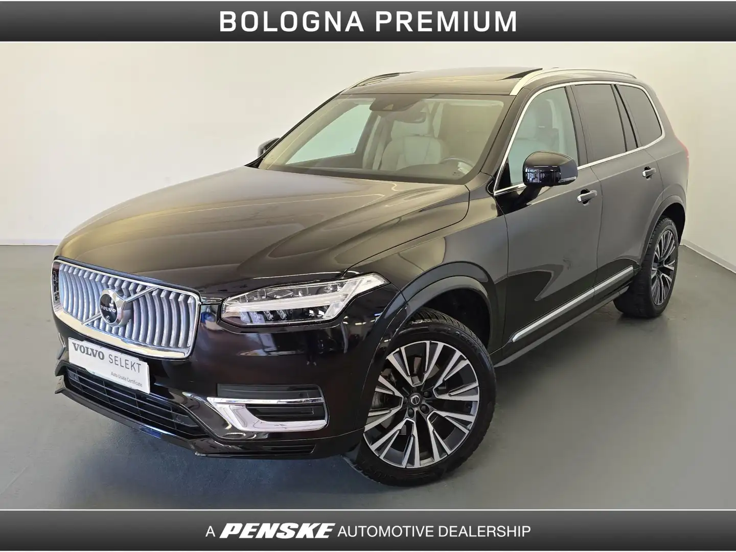 Volvo XC90 B5 (d) AWD Geartronic 7 posti Inscription Nero - 1
