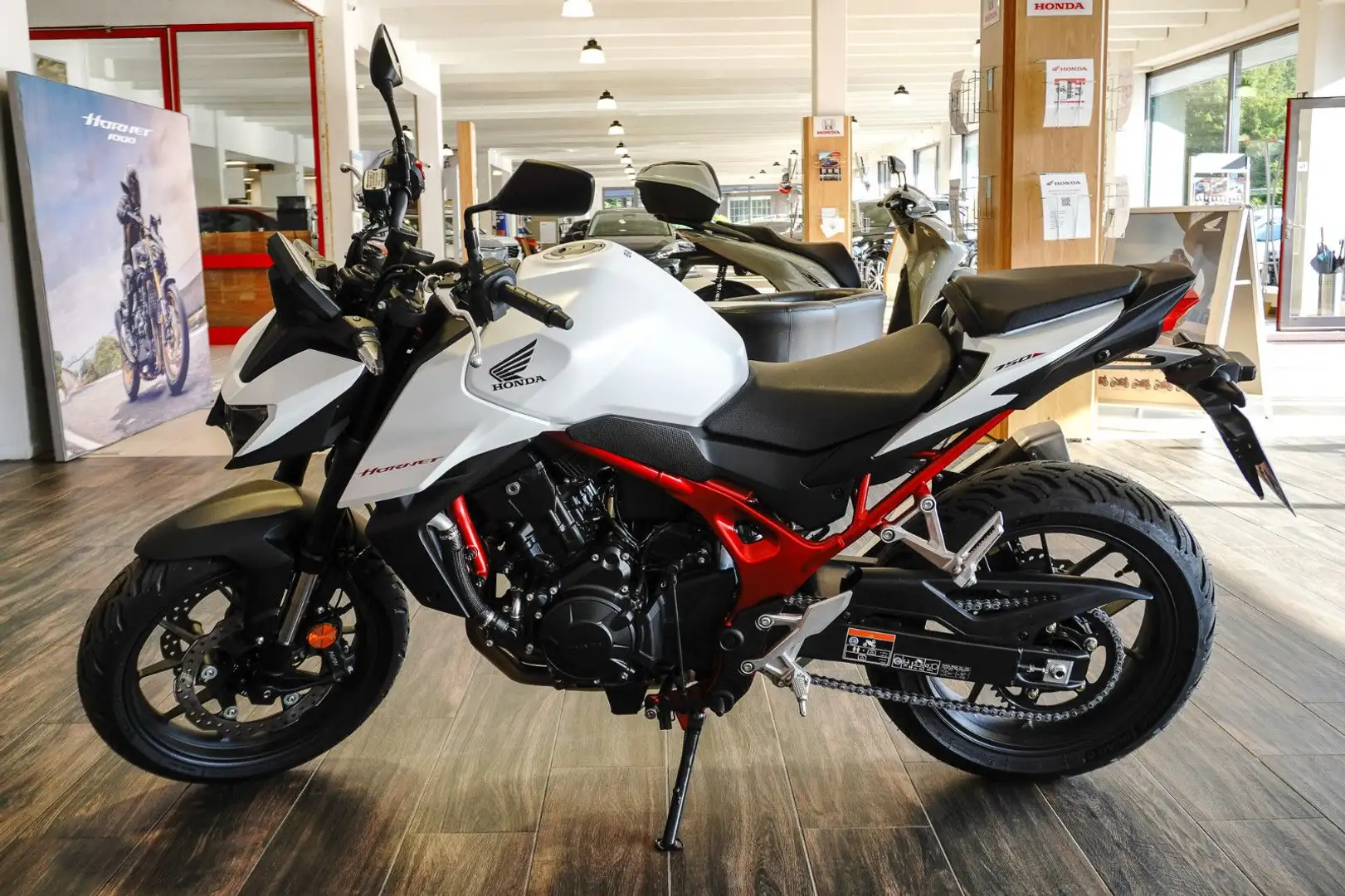 Honda CB 750 Hornet Blanc - 2