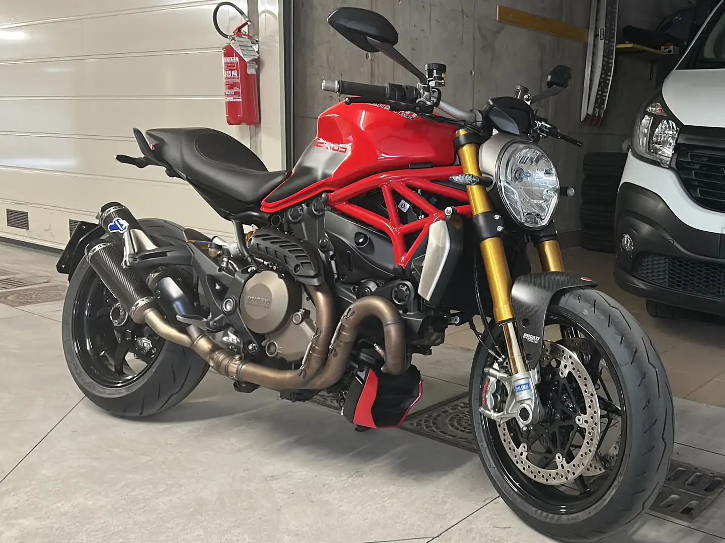 Ducati Monster 1200 S Rosso - 1