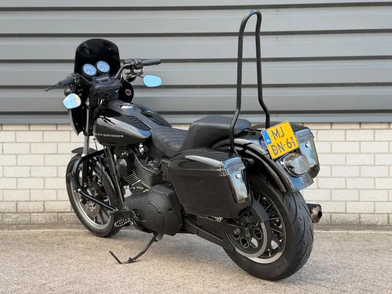 Harley-Davidson Dyna Super Glide - foto 6