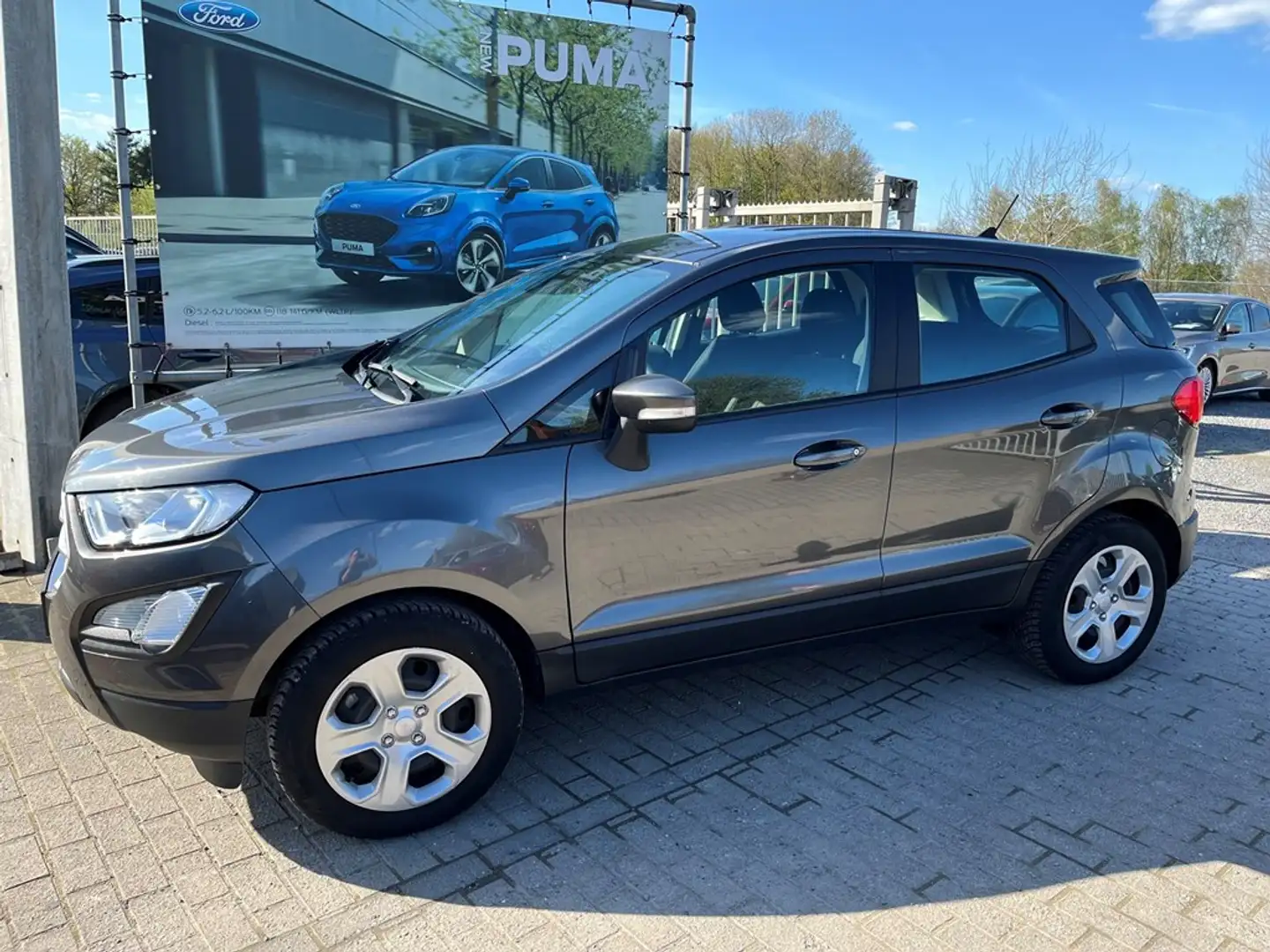 Ford EcoSport 18650 KM! CONNECTED + WINTER PACK Grijs - 1