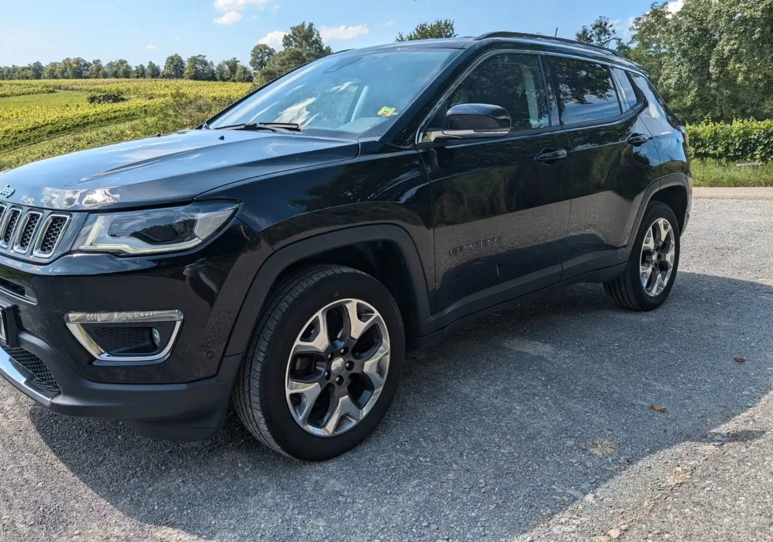 Jeep Compass Compass 2.0 MultiJet Active Drive AutomatikLimited Schwarz - 1