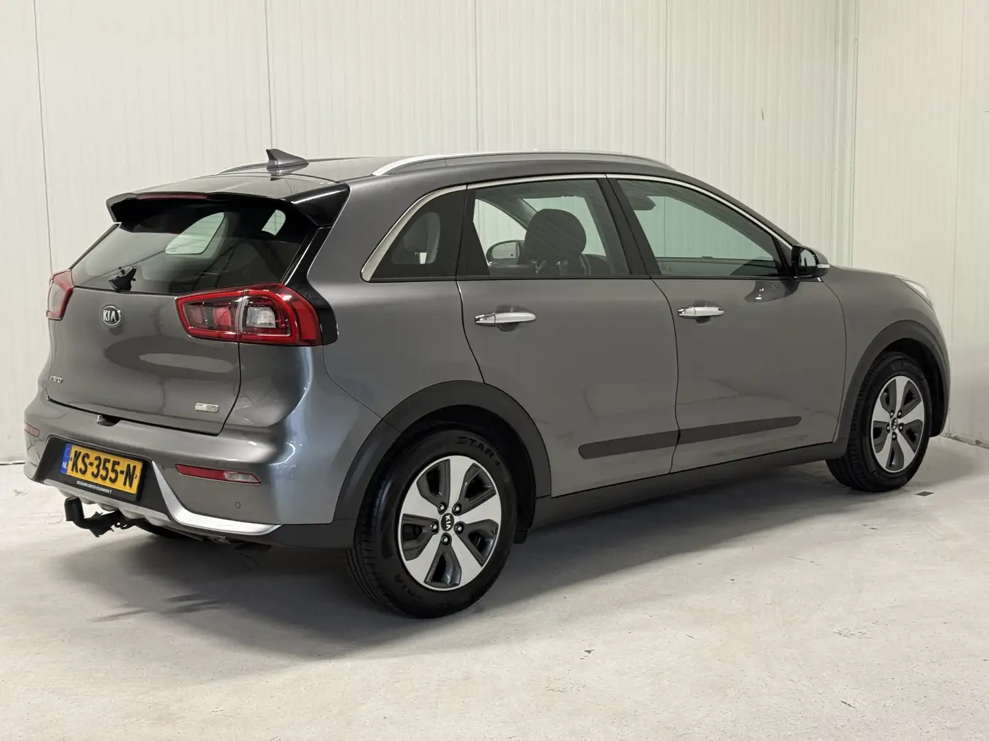 Kia Niro 1.6 GDi Hybrid First Edition // TREKHAAK // 2e EIG Сірий - 2