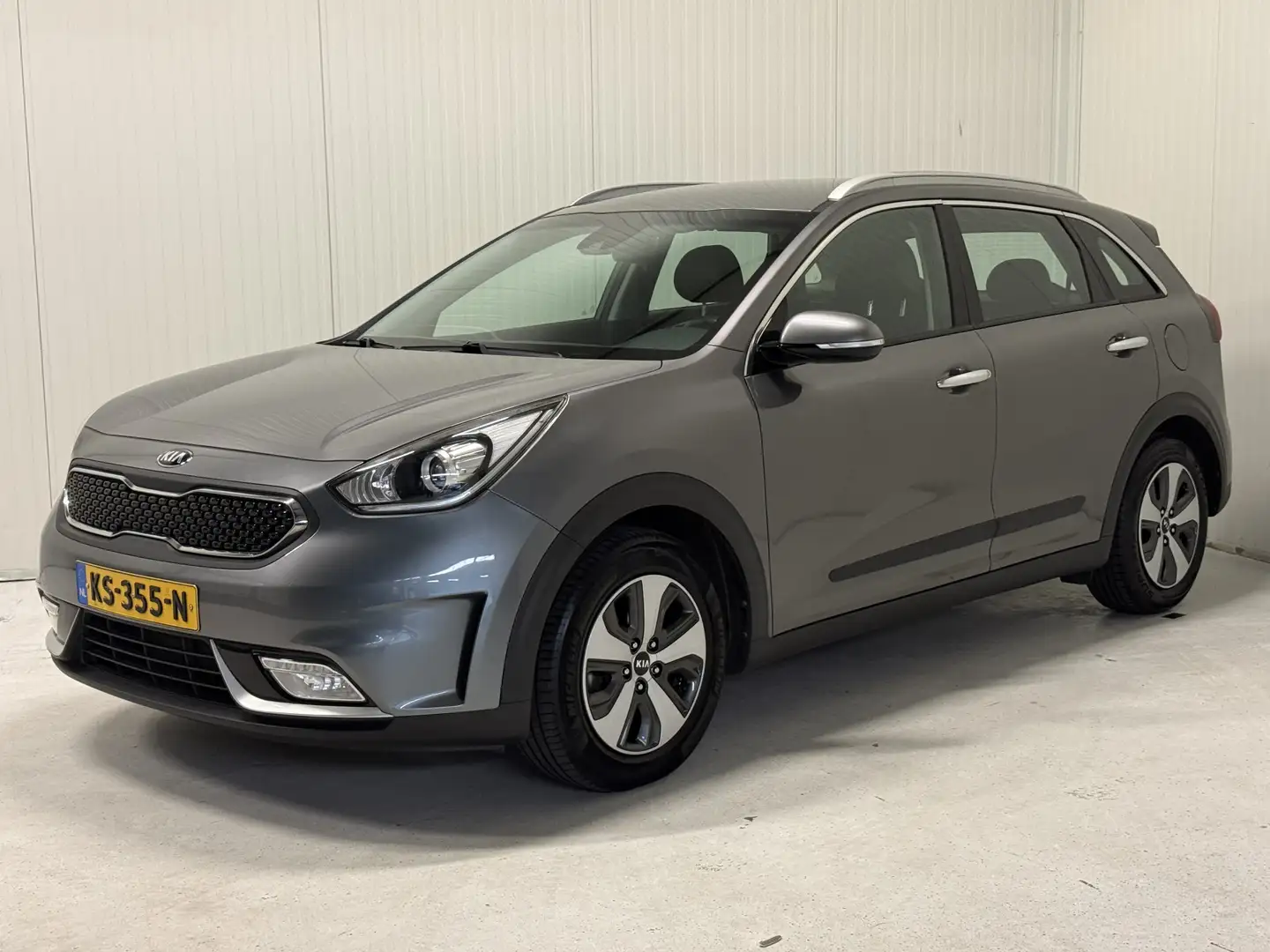 Kia Niro 1.6 GDi Hybrid First Edition // TREKHAAK // 2e EIG Сірий - 1