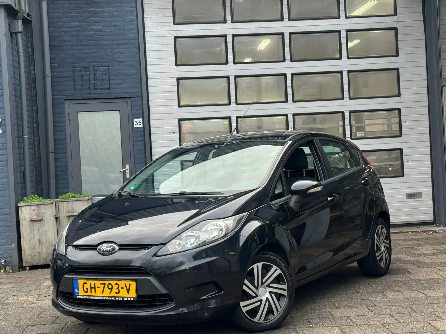 Ford Fiesta 1.25 Trend | Elek-Pakket | Airco | 5-DRS Noir - 1