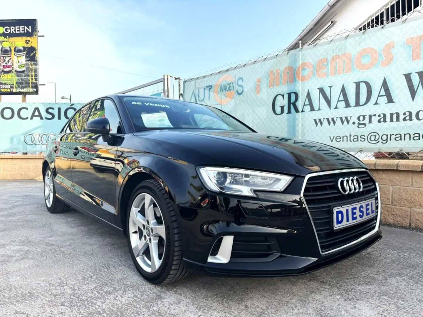 Audi A3 Sedán 1.6TDI Sport Edition 85kW Schwarz - 1