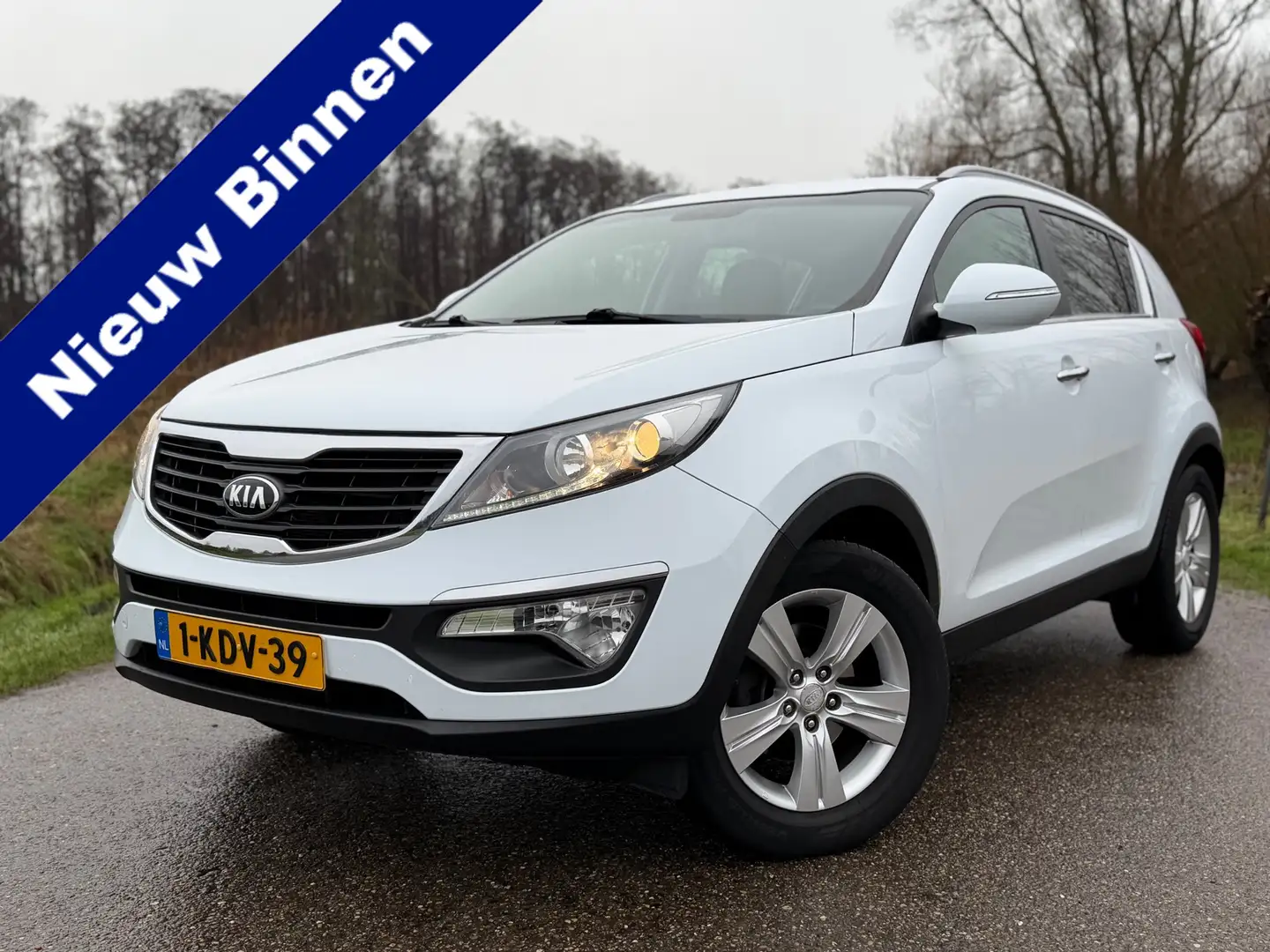 Kia Sportage 1.6 GDI Plus Pack / Camera / Navi / Clima / 17" Ve Blanc - 1