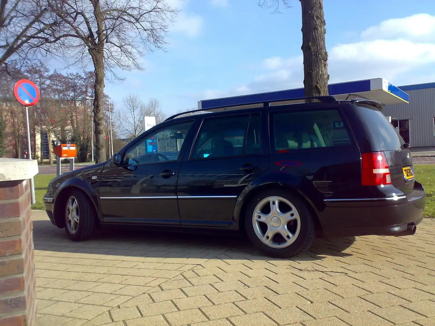 Volkswagen Bora 1.9 TDI Highline Nero - 1