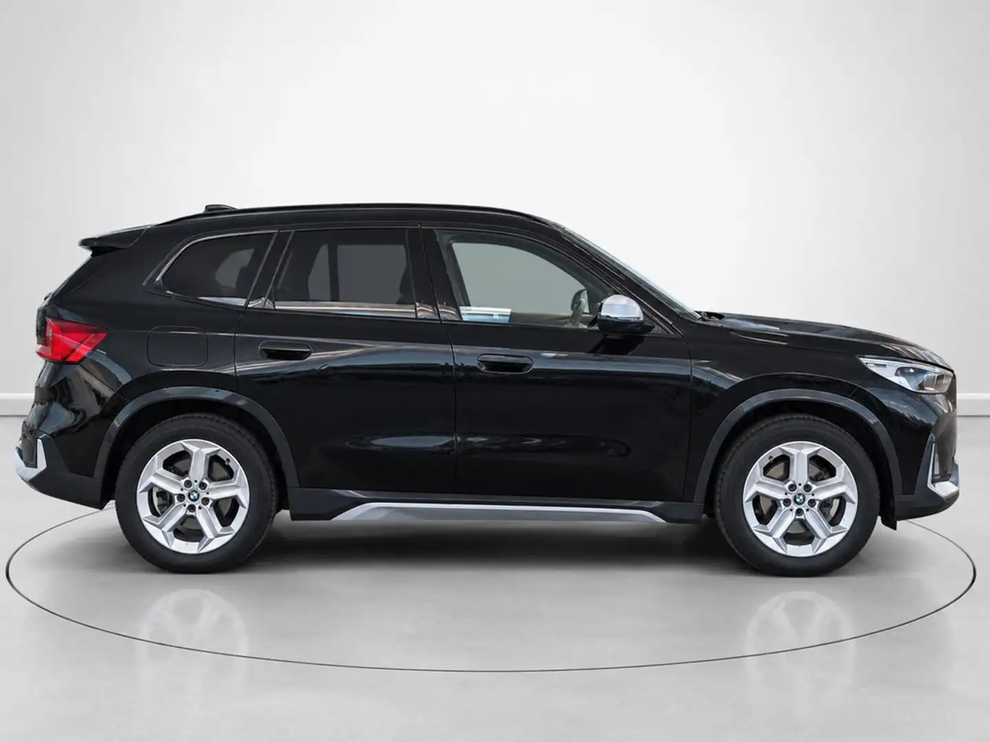 BMW X1 sDrive 20iA Negro - 2