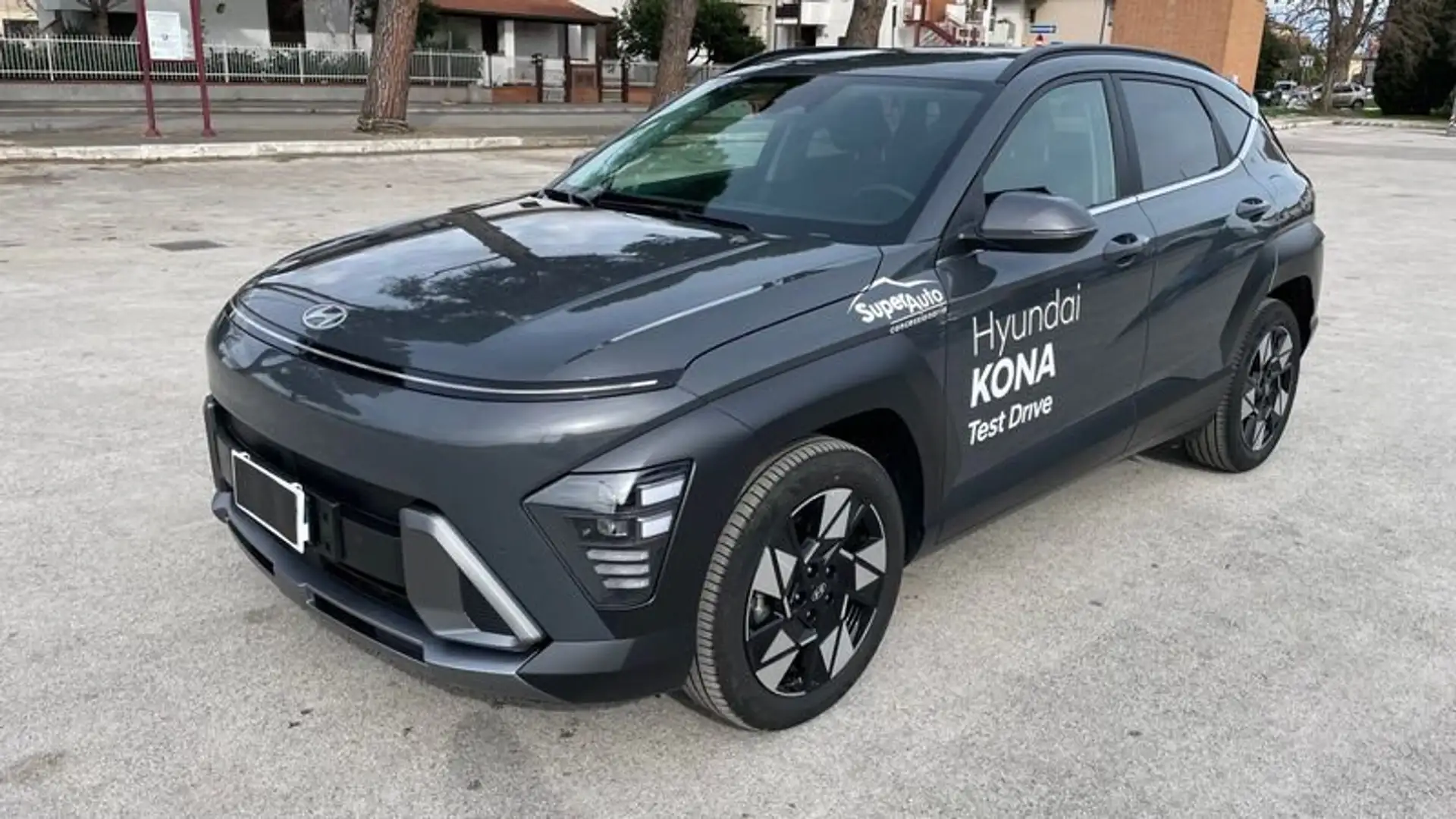 Hyundai KONA Kona 1.0 T-GDI DCT XLine Gris - 1