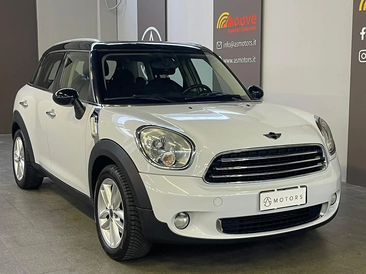 MINI One Mini III R56 2007 Hatchback 1.6 s/clima Bianco - 1