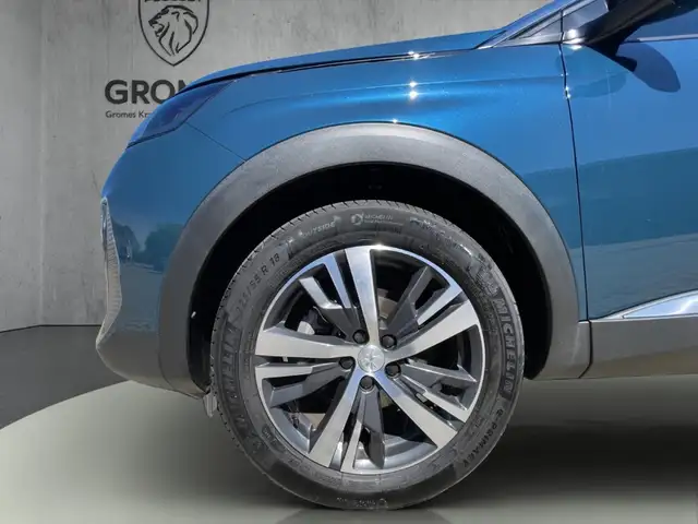 Peugeot 3008 view 11