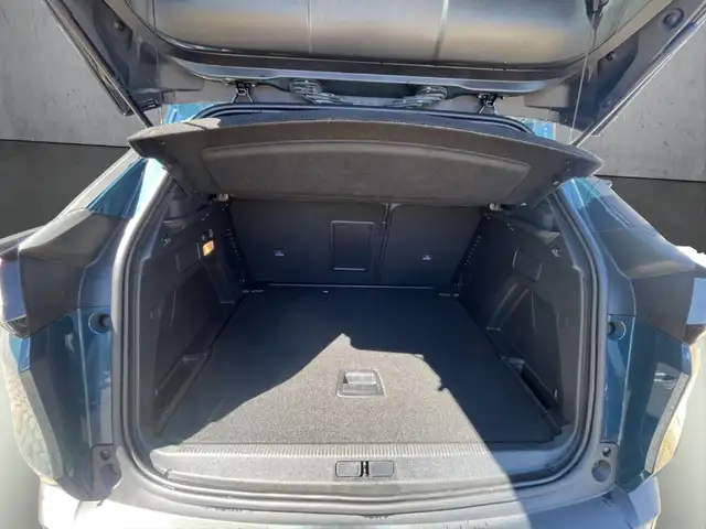 Peugeot 3008 view 7