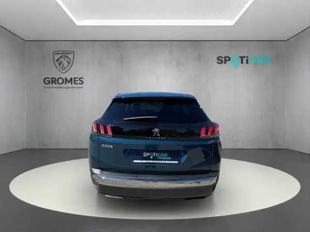 Peugeot 3008 view 4