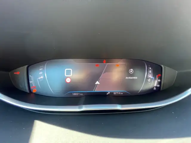 Peugeot 3008 view 15