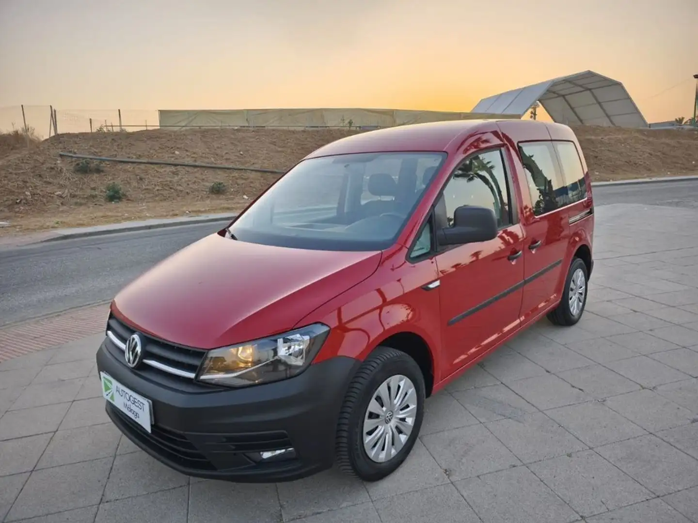 Volkswagen Caddy Edition 2.0 TDI 75kW 102CV BMT Burdeos - 2