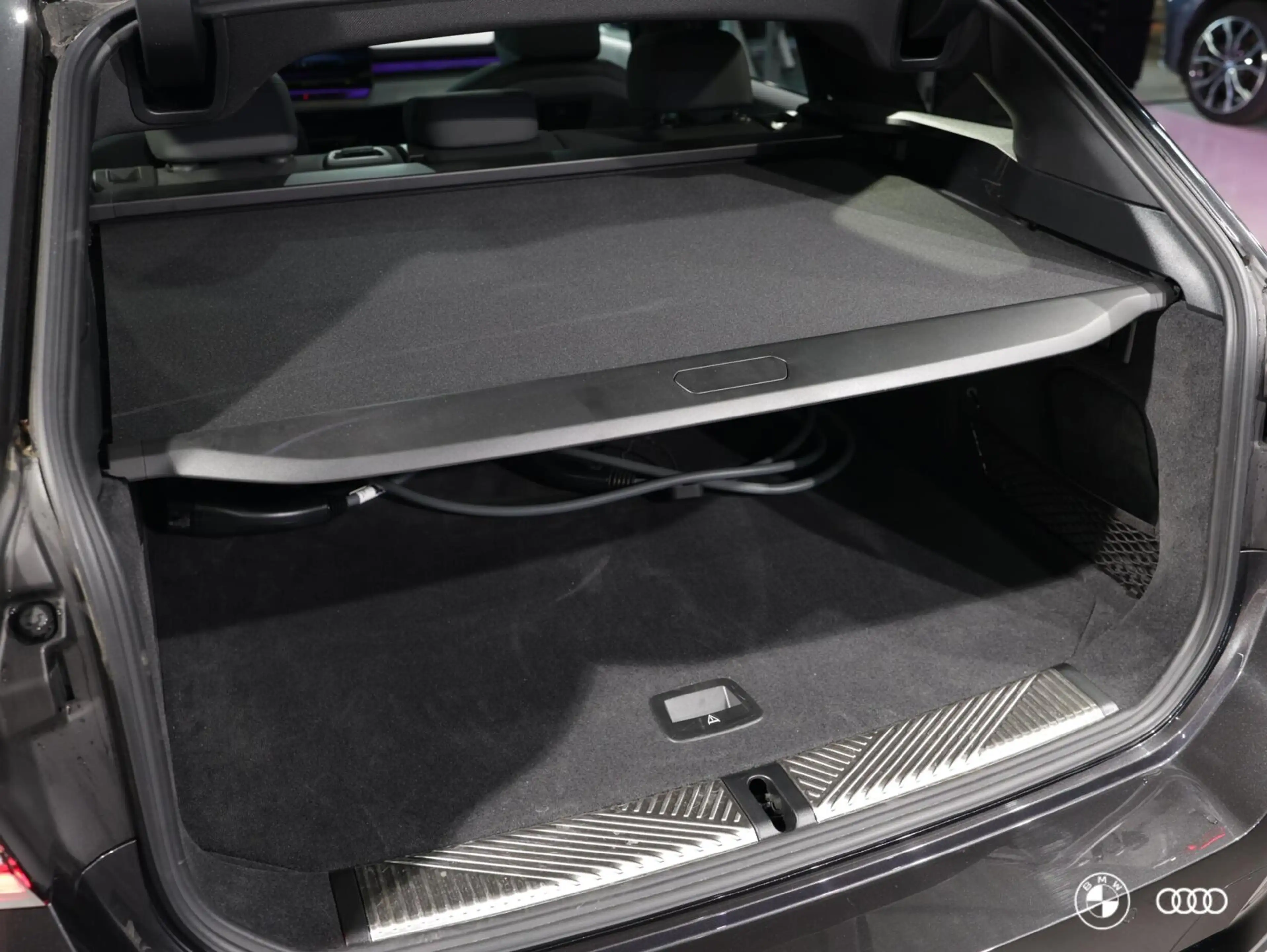 BMW 530 530E M SPORT / PANODAK / MEMORY / HARMANKARDON / L — photo 7