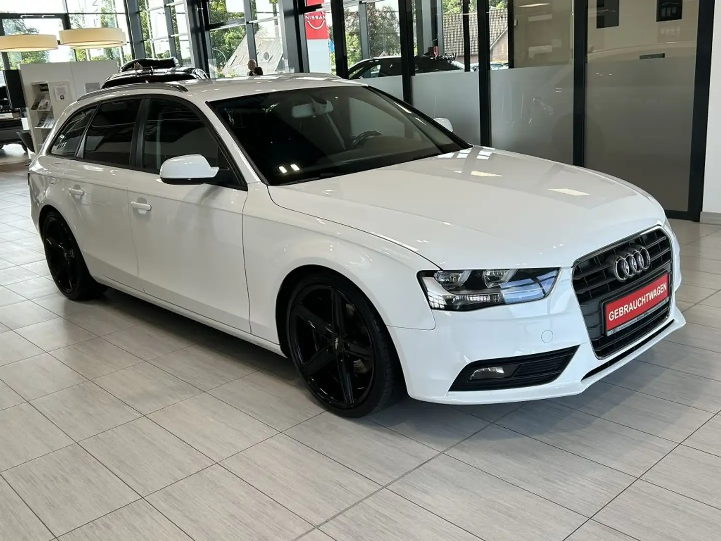 Audi A4 Avant 2.0 TDI DPF clean diesel multitronic Ambitio Blanc - 2