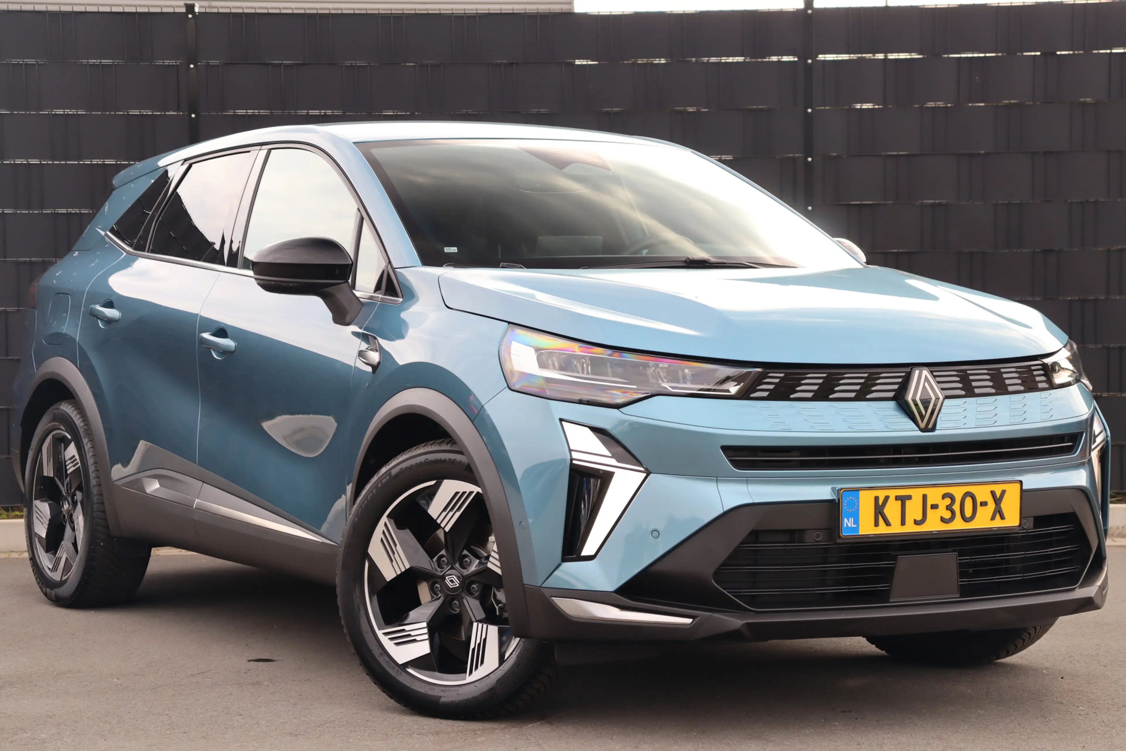 Renault Symbioz 1.6 E-Tech full hybrid 145 techno HEV | Adap. Crui — photo 3