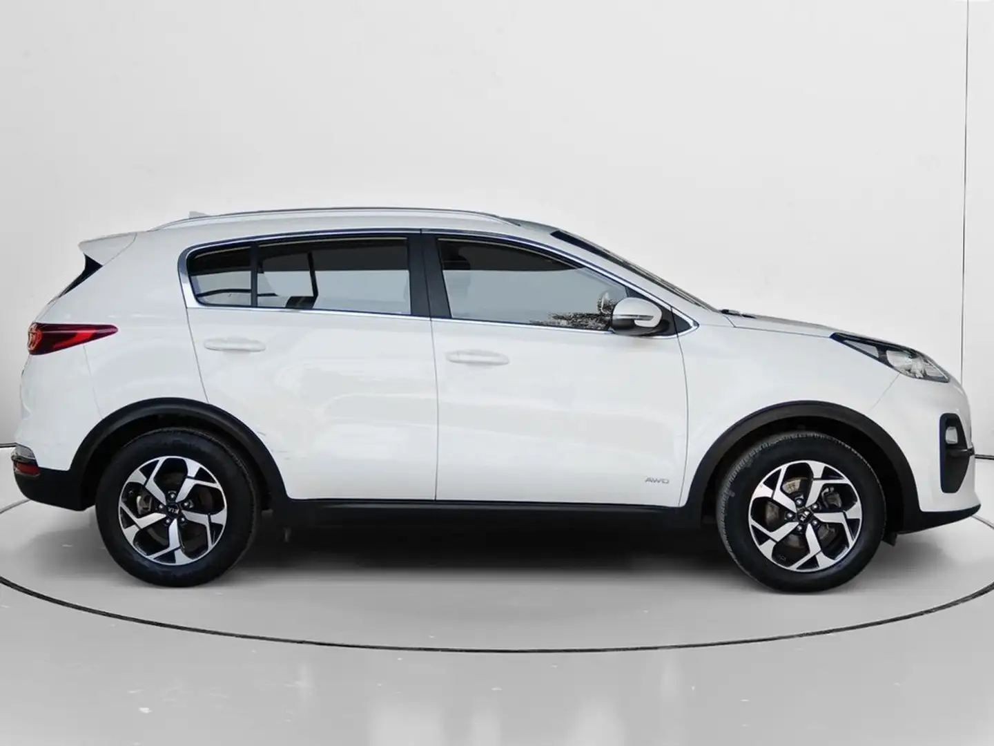 Kia Sportage 1.6 MHEV Business 4x4 136 Blanco - 2