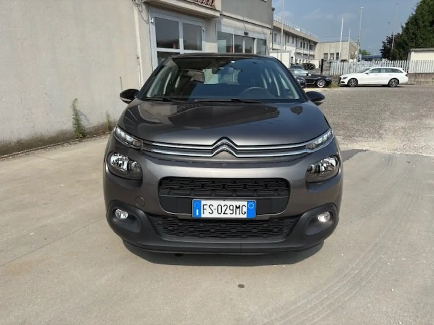 Citroen C3 C3 1.2 puretech Feel s Gris - 2